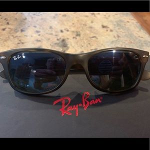 Ray-Ban New Wayfarer polarized sunglasses